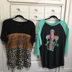 Bundle of 2 CRAZY TRAIN Southwestern T Shirts XL